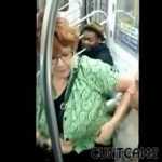 Abuela cachonda en el metro – Más en cuntcams.net peliculaspornoabuelas